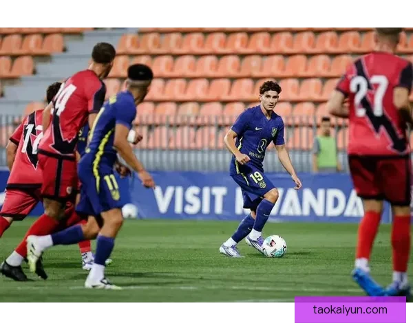 西甲赛季起航，球队竞争力增强，展现新赛季期待变化。